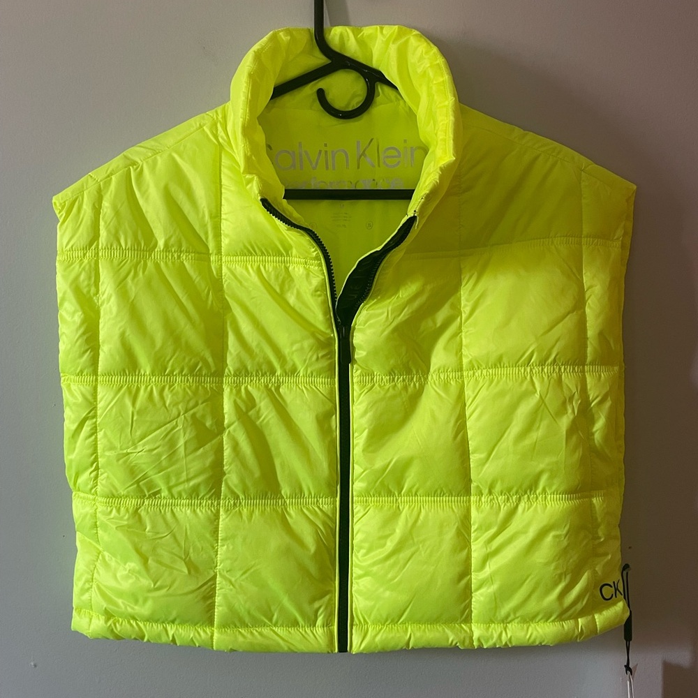 Calvin Klein - Performance puffer vest